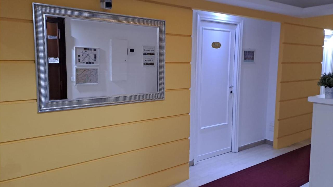 In Roma Life Hotel Exterior photo